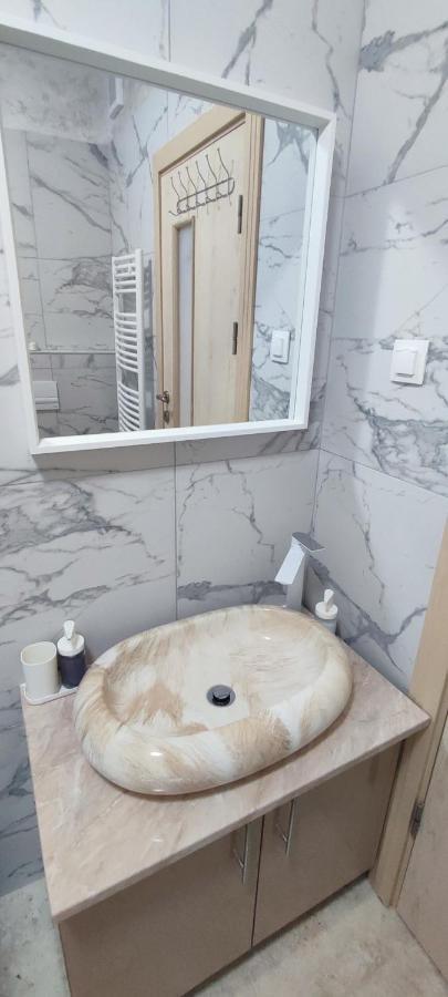 Jacuzzi Belle View Sinaia-Free Parking Leilighet Eksteriør bilde